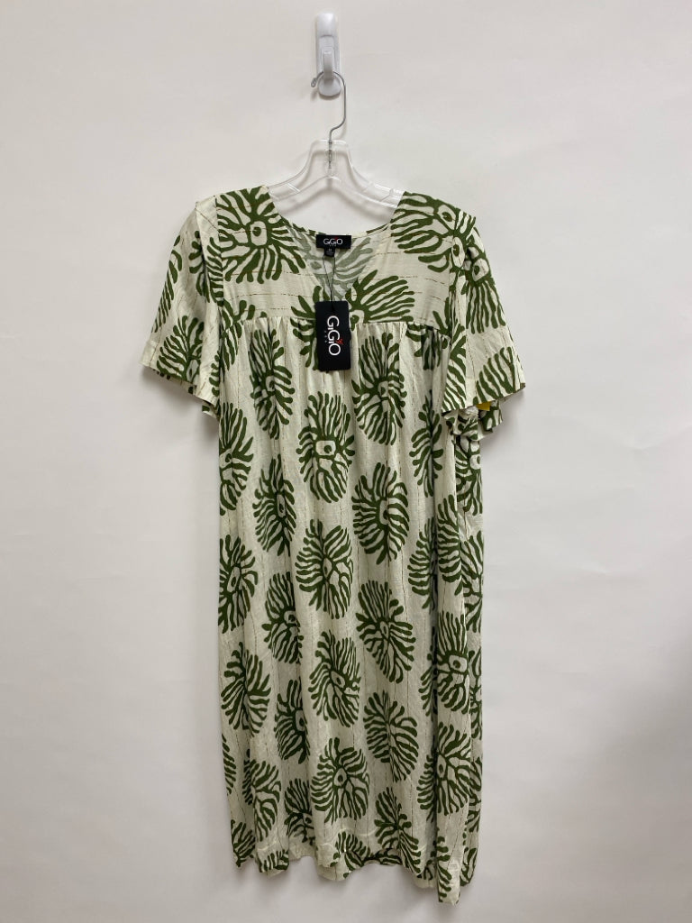 NWT GiGiO Size M Cream Green Print Ladies Dress