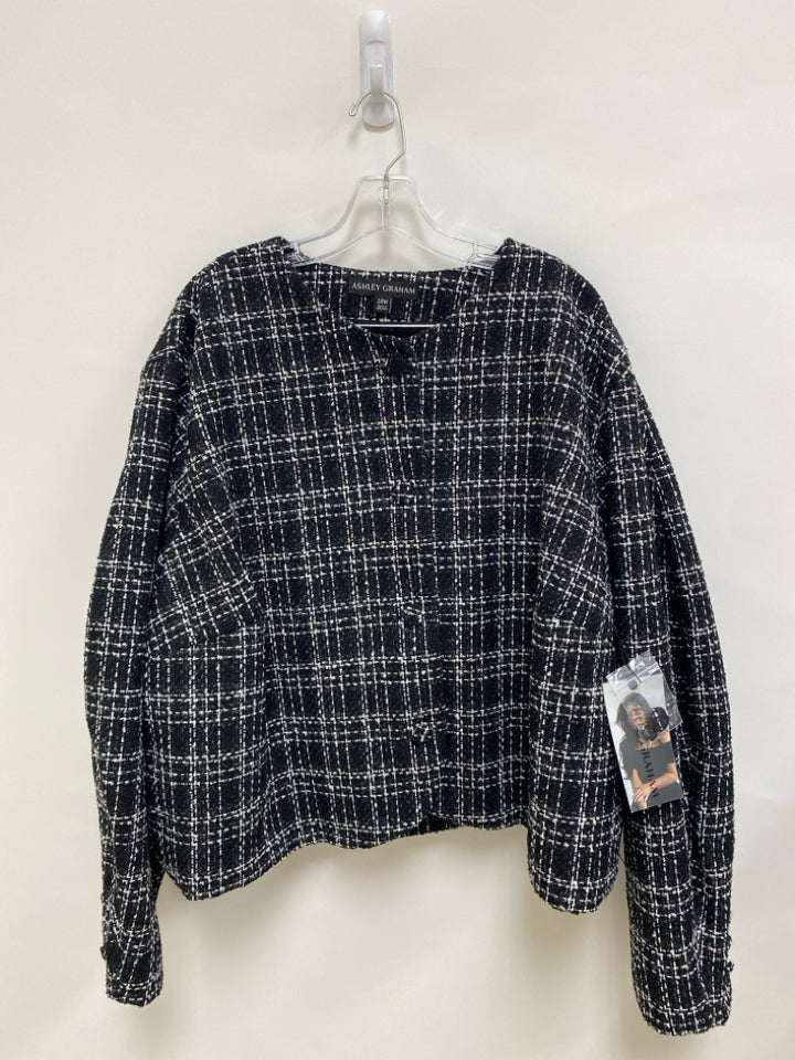 NWT  SIZE  28W Black/White Plaid Long Sleeve Boucle Plus Size 2pc