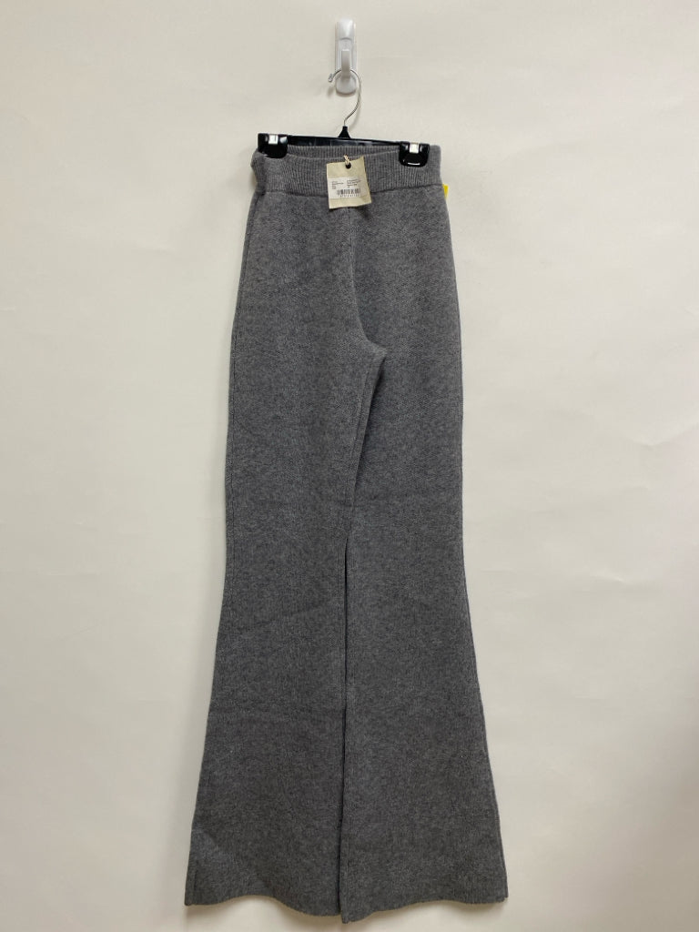 NWT Size XS Gray Wide Leg Knit Ladies Pants