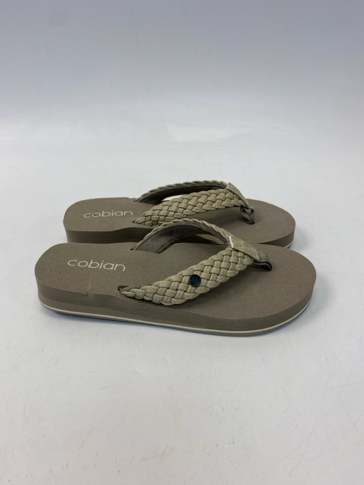 Size 5/6 Cream Brown Sandals
