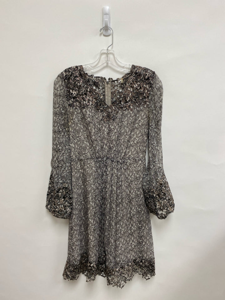 Elie Tahari Size XS Taupe Gray/Black Leaves Long Sleeve Silk Ladies Dress