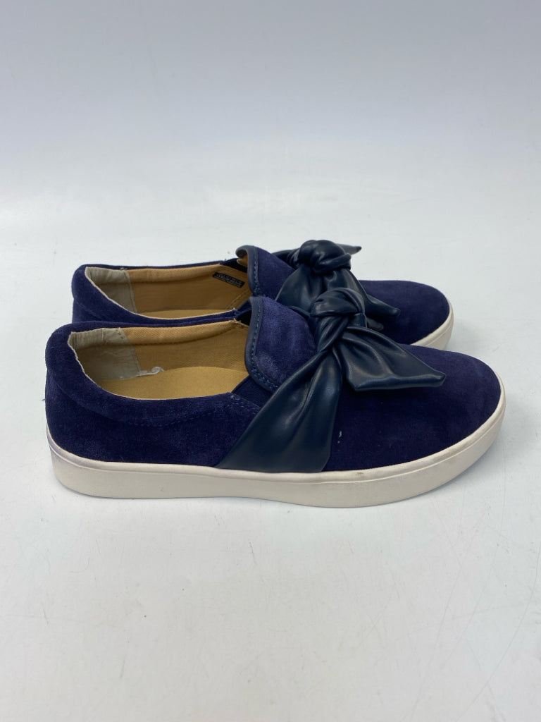 Revitalign US Shoe Size 7.5 Navy Knotted Suede Sneakers