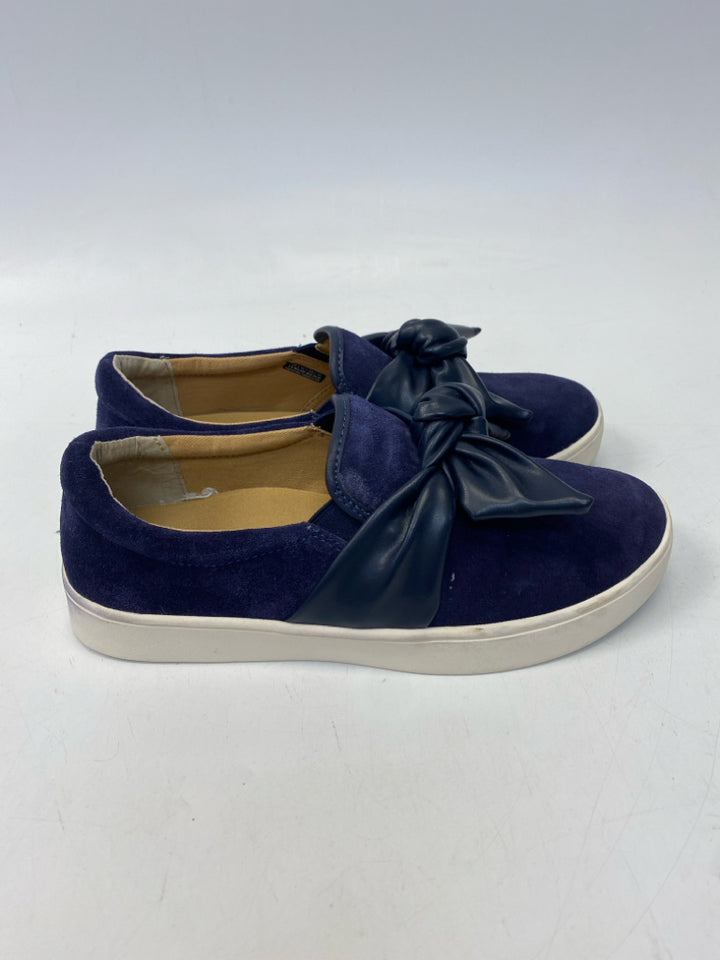 Revitalign US Shoe Size 7.5 Navy Knotted Suede Sneakers