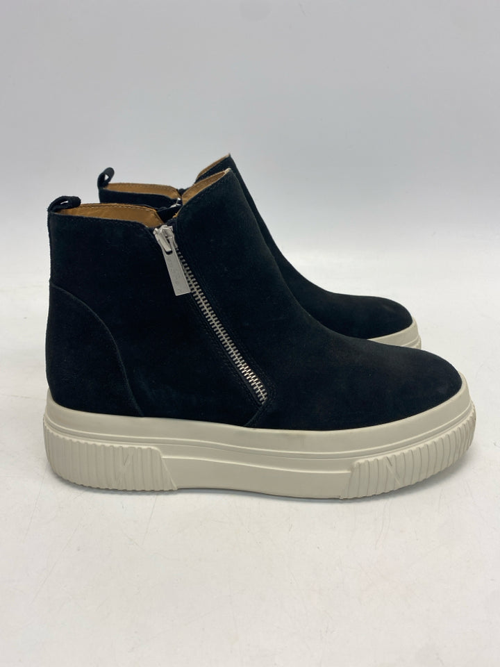 J/Slides US Size 10 Black Suede Sneakers
