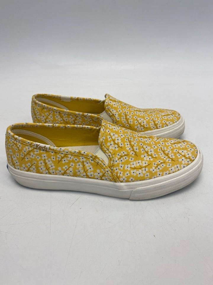 Keds  Size 6.5 Yellow Floral Canvas Sneakers