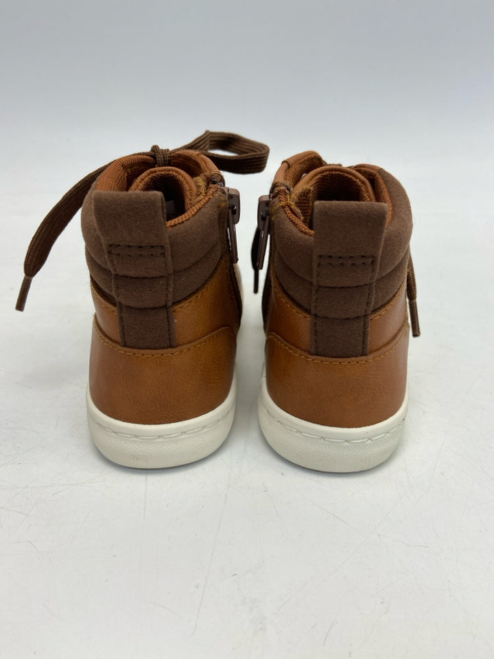 NWOT Cat &amp; Jack SIZE 10 Brown Lace-Up Boy&