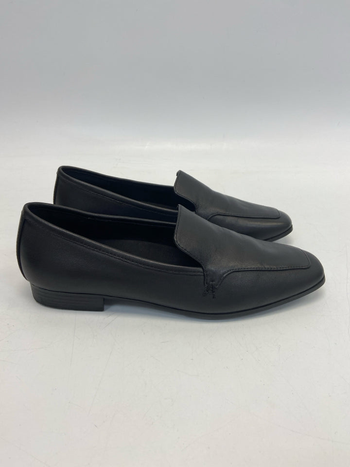 NWOT Aerosoles  Size 6.5 Black Flats