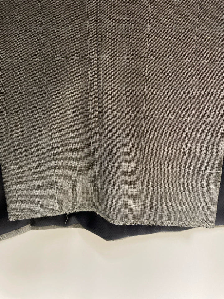 NWT Michael Kors Size 42R Gray Windowpane Men&
