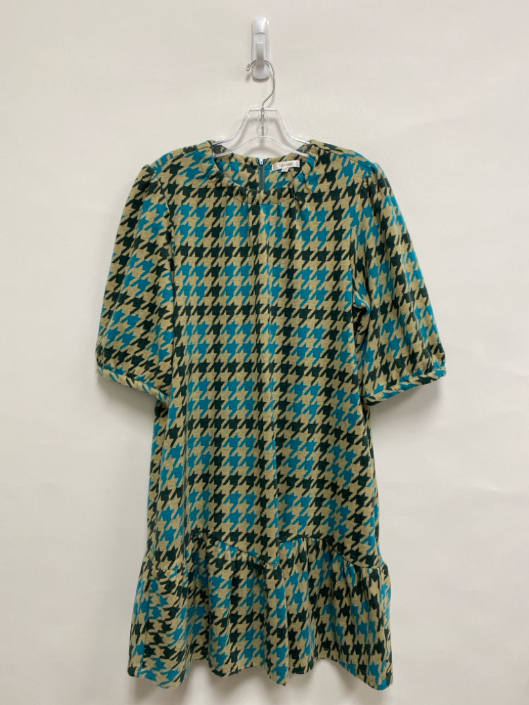 Tyler Boe Size M Tan Blue/Green Houndstooth Ladies Dress