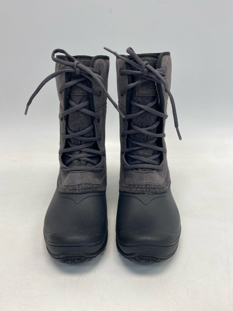 NWOT North Face US Shoe Size 9 Gray Lace-up Boots