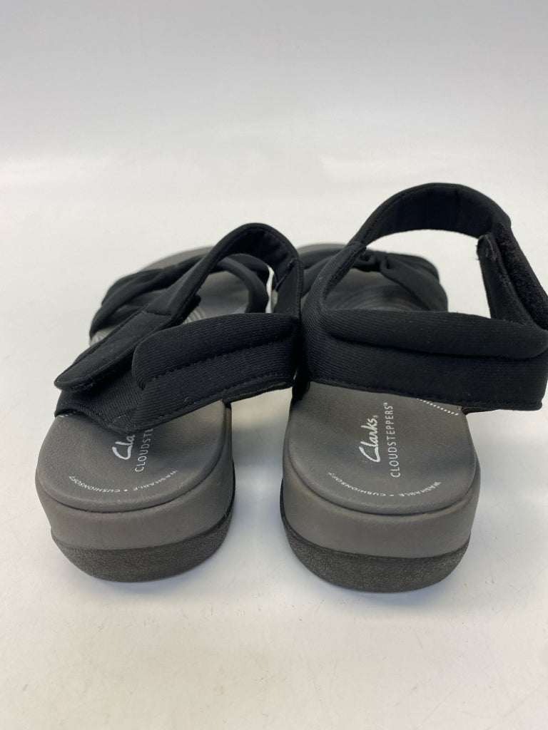 Clarks  Size 10 Black Gray Sneakers