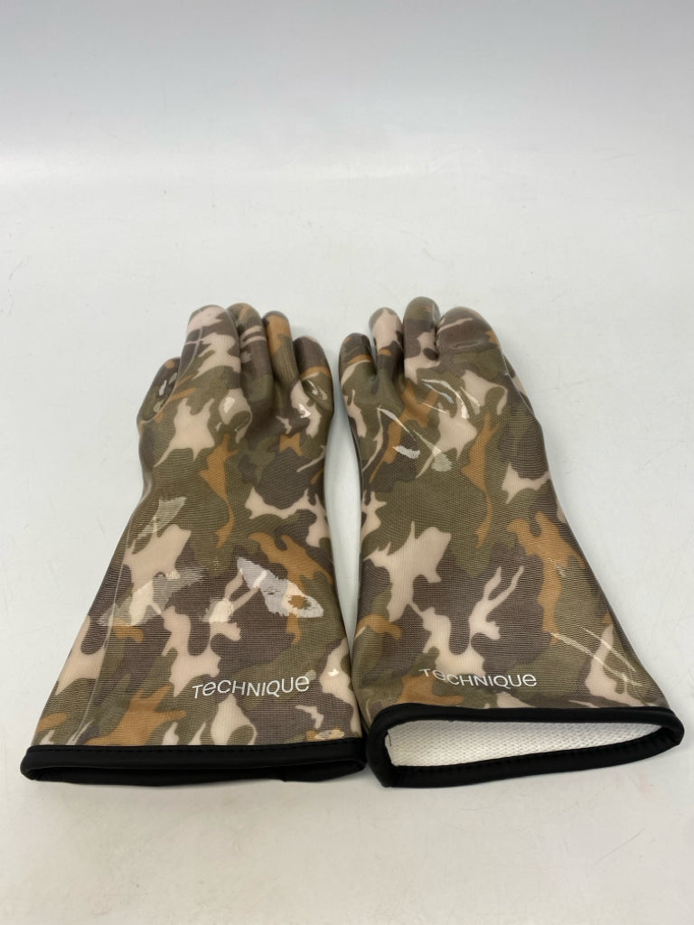 NEW/PKG Technique Green Camouflage Silicone Misc. Kitchen