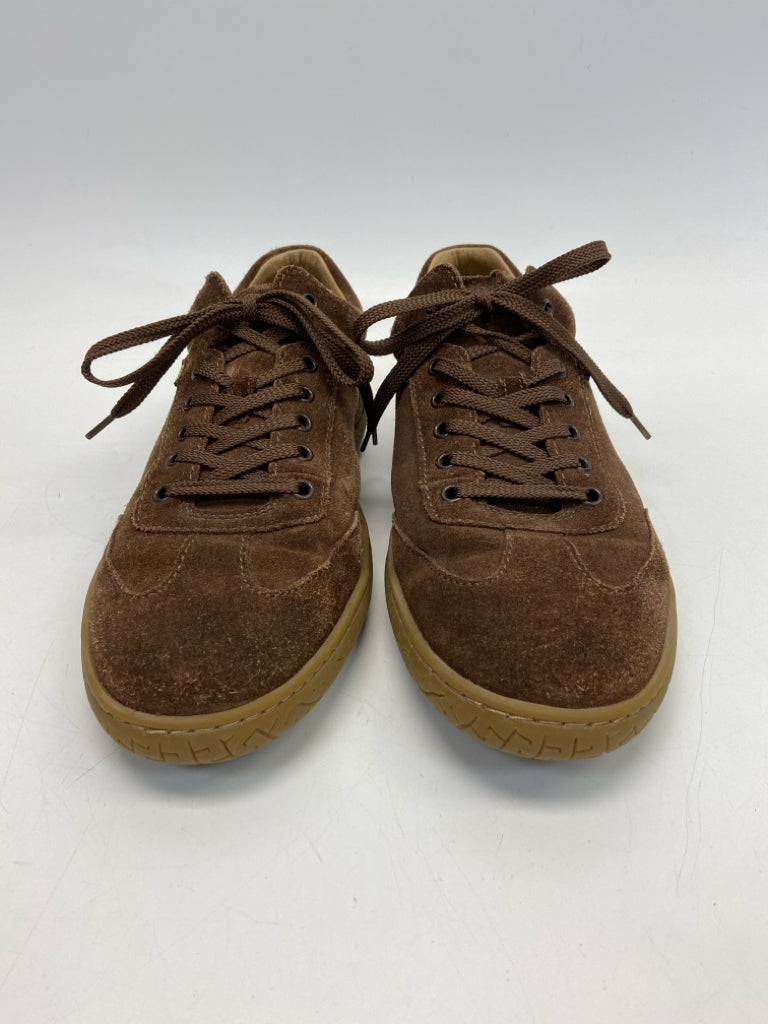Size 10.5 Brown Lace-Up Men&