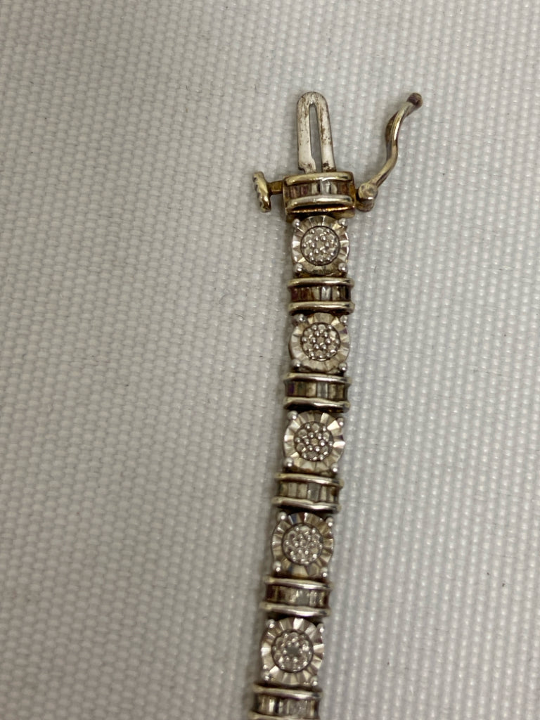 Gold Color Clear Diamond Bracelet
