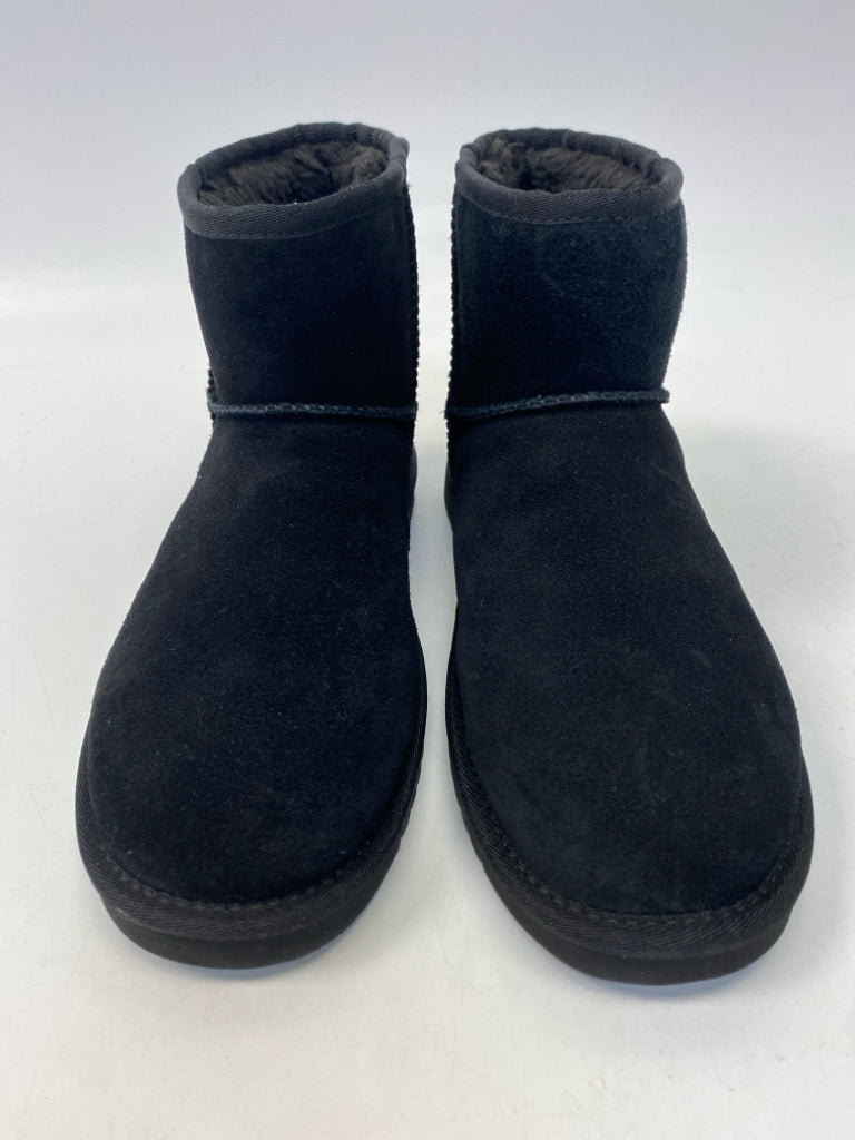 UGG US Shoe Size 8 Black Boots