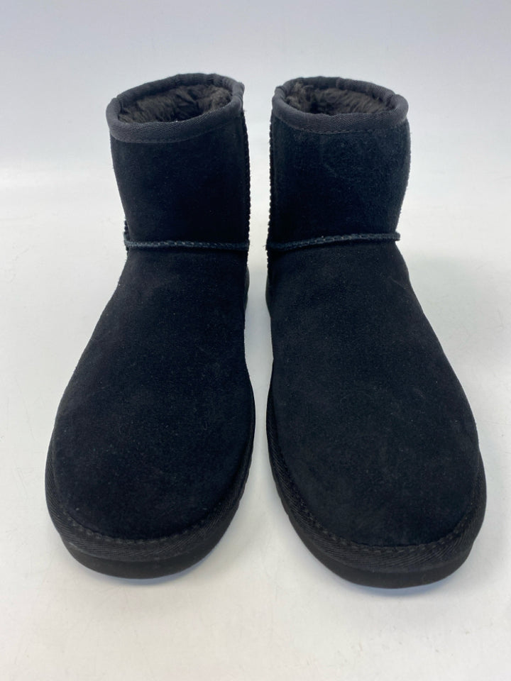 UGG US Shoe Size 8 Black Boots