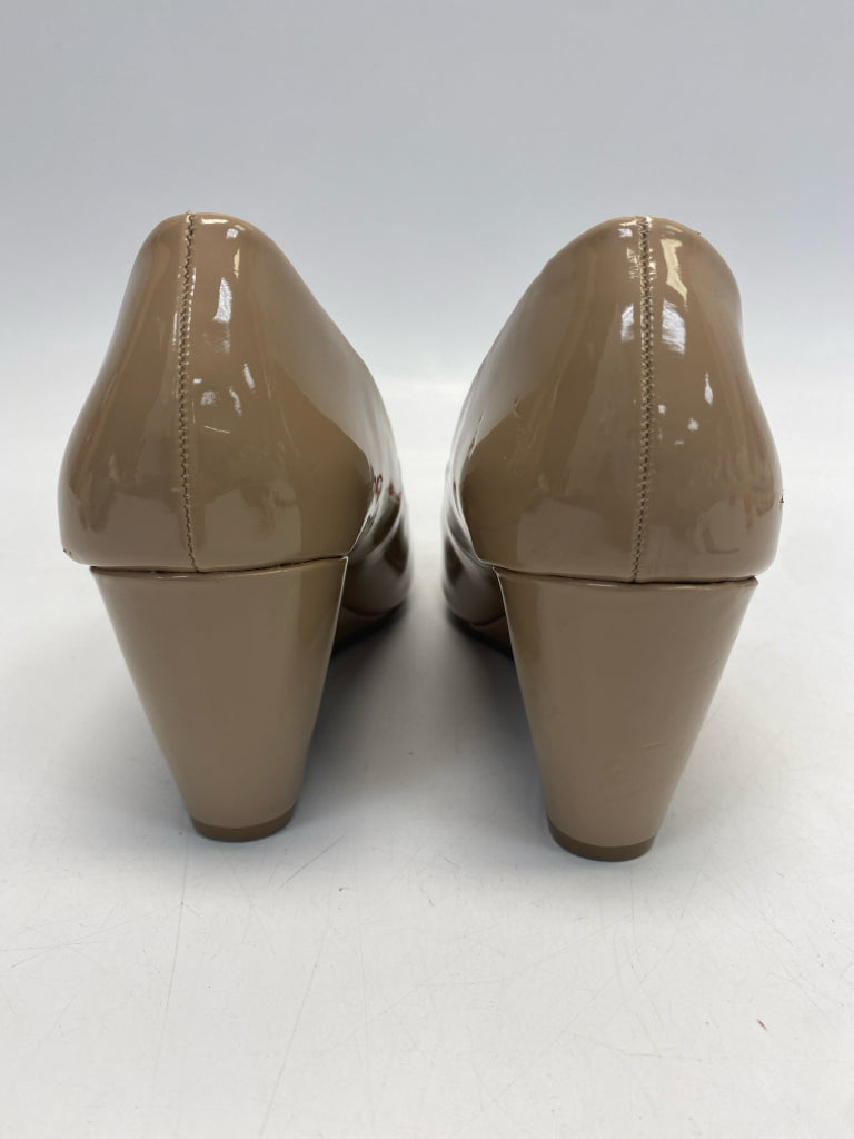 NWOT  Size 9.5 Brown Patent Wedge
