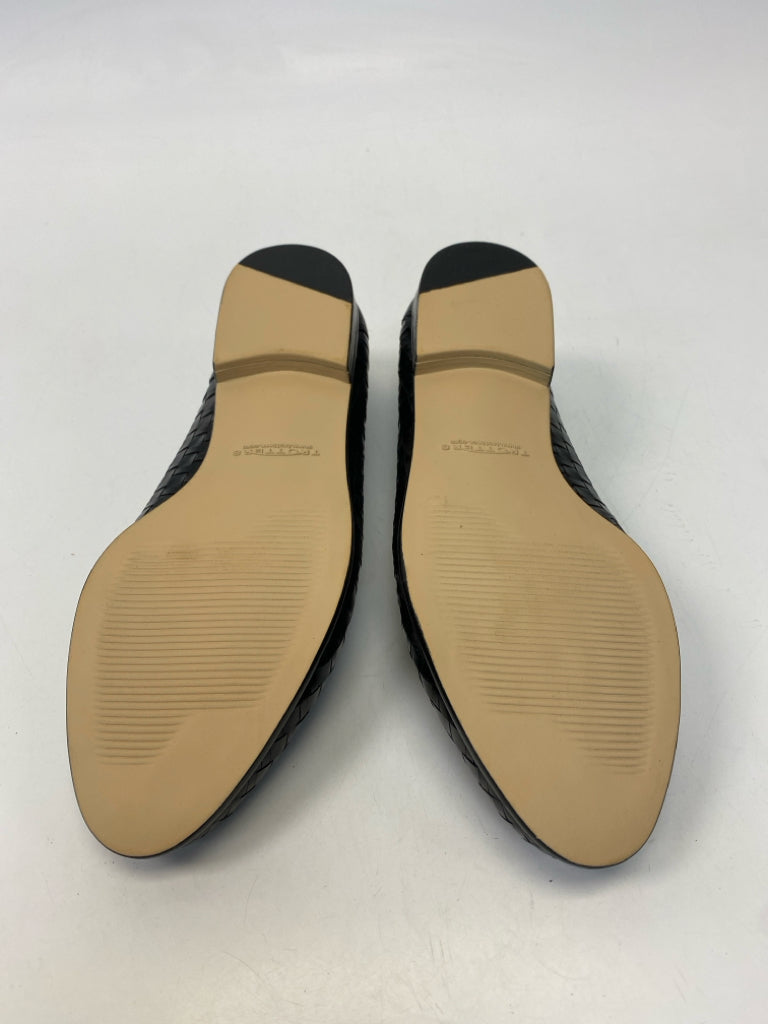 NWOT Trotters  Size 9WW  Black Woven Flats  **EXTRA WIDE**