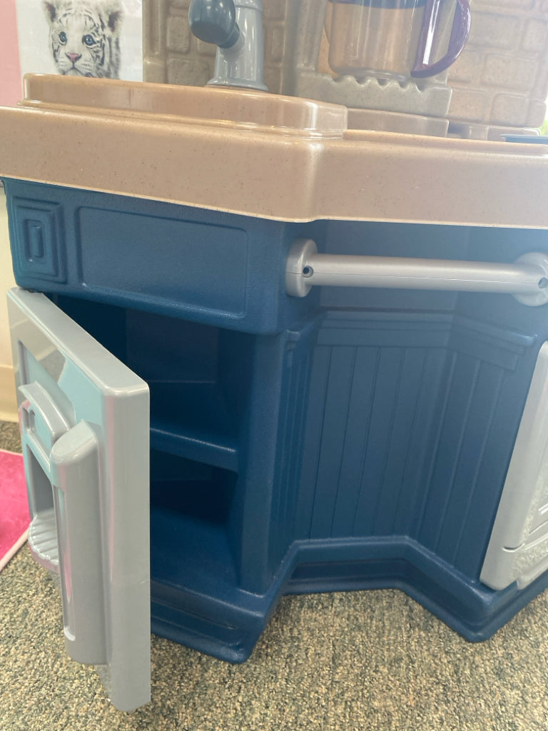 Little Tikes Kitchen Toy