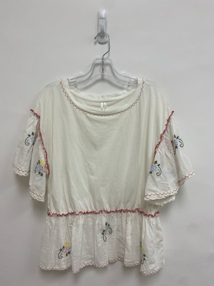 Anthropologie Size M White Red/Multi Floral Embroidered Ladies Top