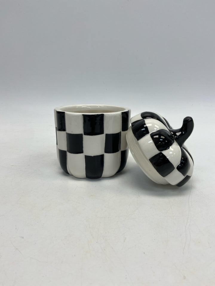 White Black Checkered Fall