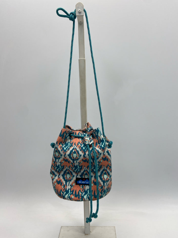 Kavu Turquoise Coral/White Handbag