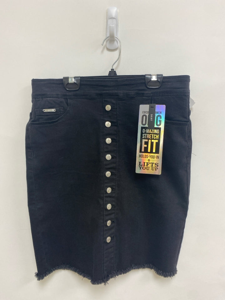 NWT Size 8 Black Denim Ladies Skirt