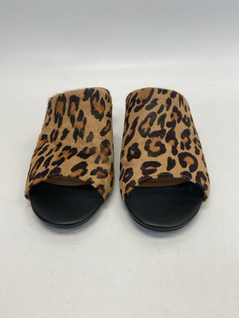 Matisse Size 8 Brown Black Animal Print Fur Sandals