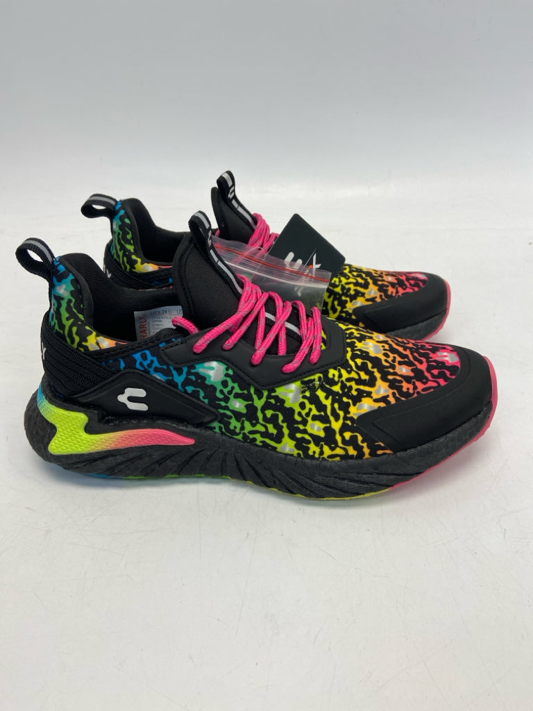 NWT US Shoe Size 6 Black Multi-Color Animal Print Sneakers
