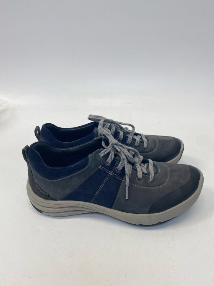 Clarks US Size 6.5 Navy Dark Gray Lace-up Sneakers