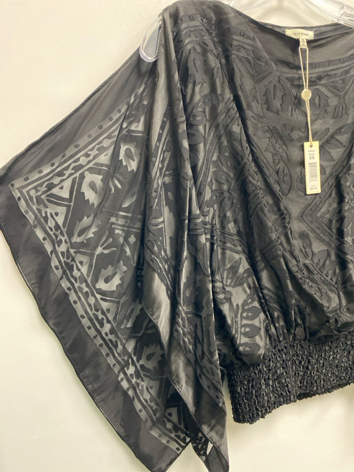NWT Max Studio Size XS Black Sleeveless Ladies Top