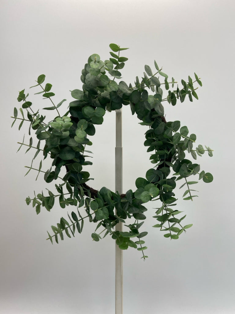Green Grapevine Wreath