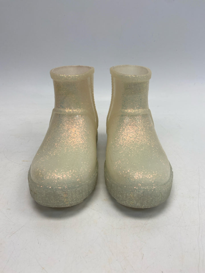 UGG SIZE 1 White Glitter Drizlita Rain Boot