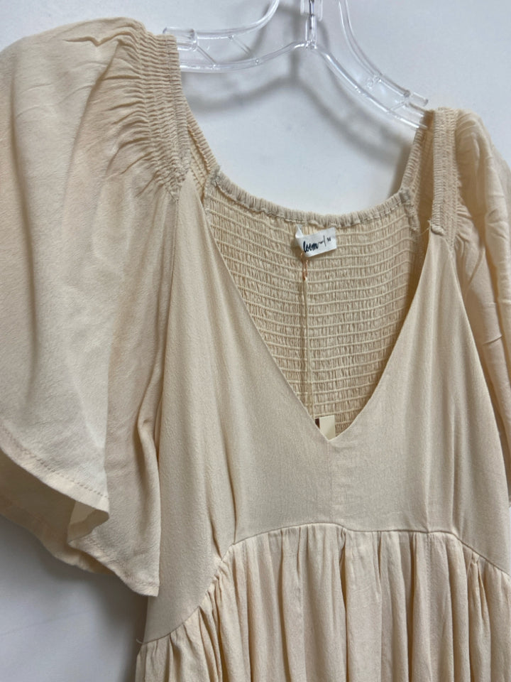 NWT Size M Beige Maxi Ladies Dress