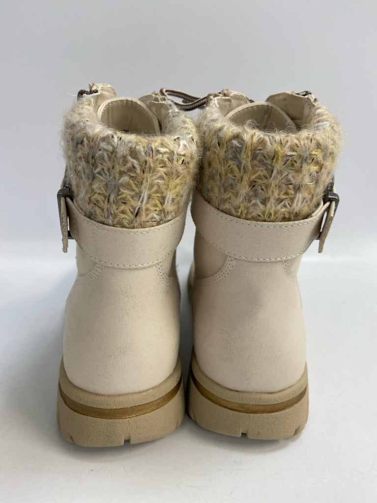 White Mountain US Shoe Size 10 Cream Side Zipper Boots