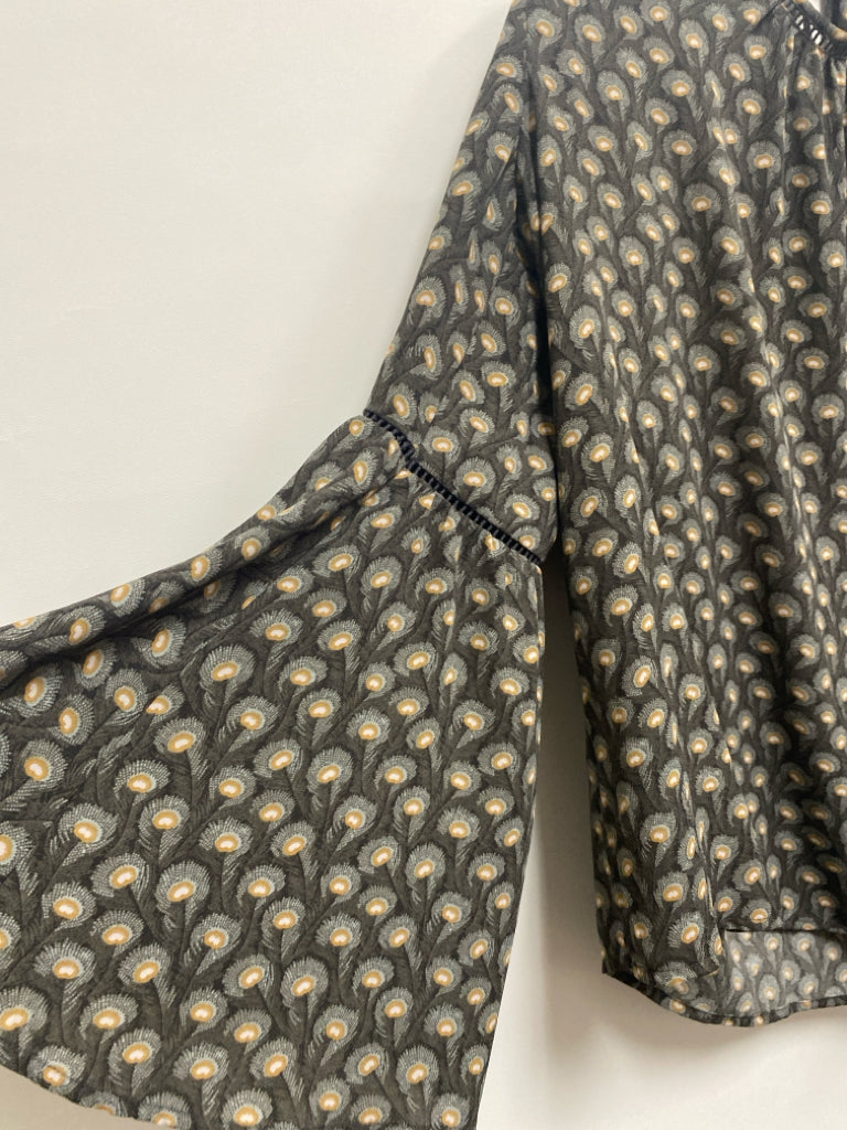 LOFT Size M Charcoal Tan/Gray Print Bell Sleeves Ladies Top