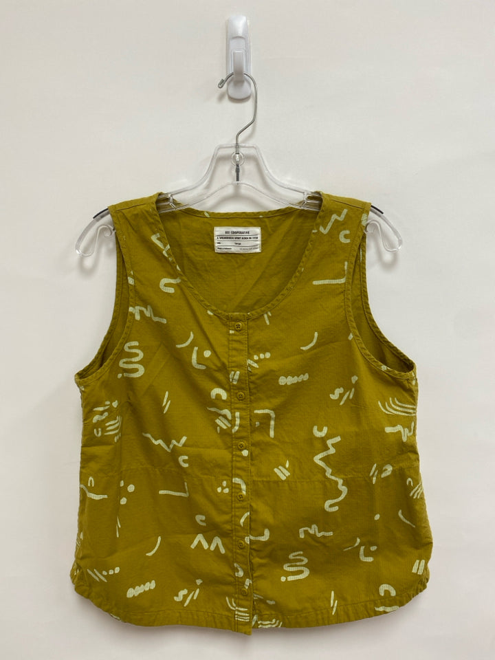 Size L Olive Green Pale Sage Button Up Ladies Vest