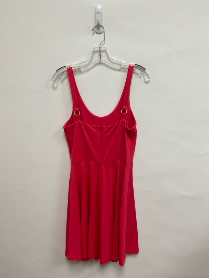 AMANDA UPRICHARD Size M Hot Pink Sleeveless Ladies Dress