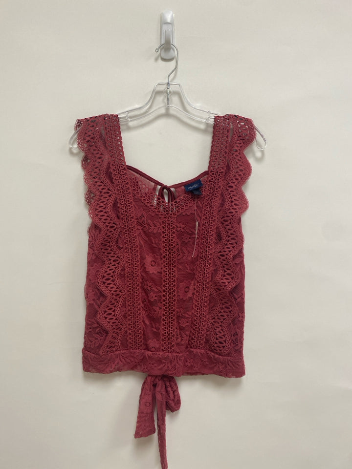 NWT daytrip Size M Rose Sleeveless Lace Ladies Top