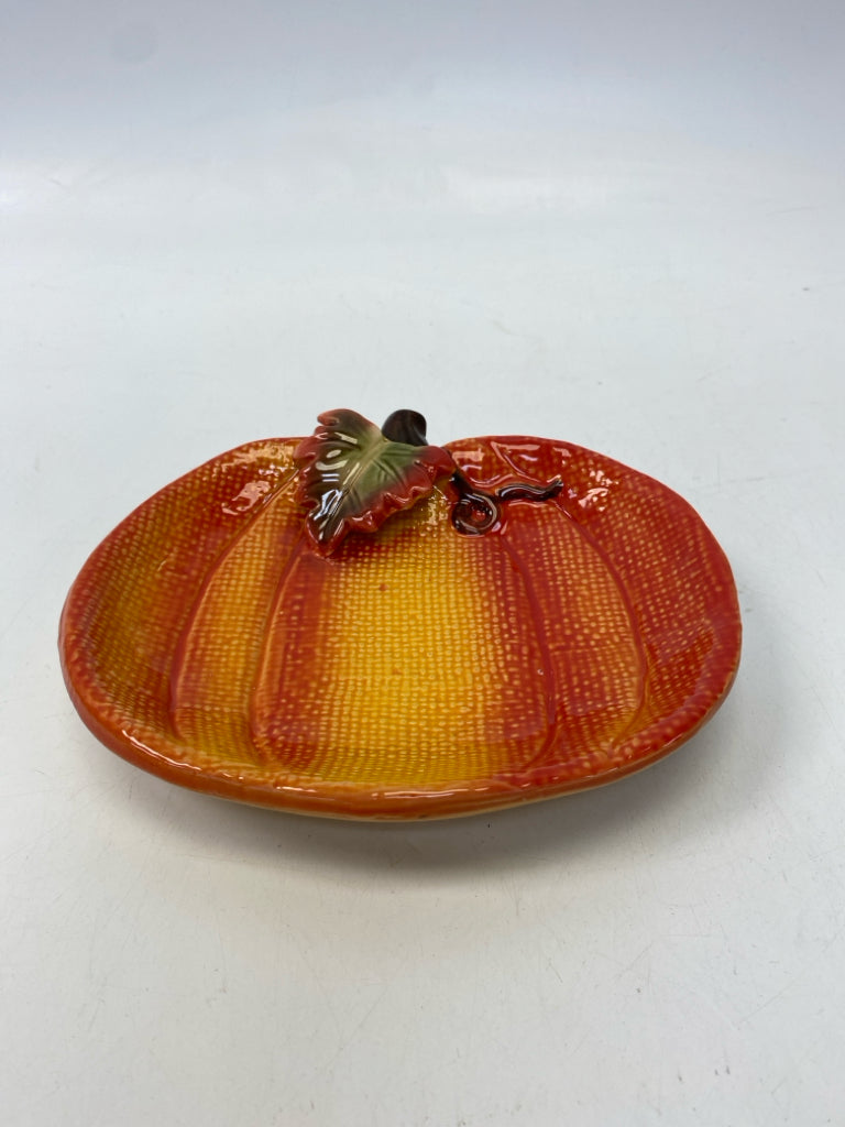 Orange Red Ceramic Fall