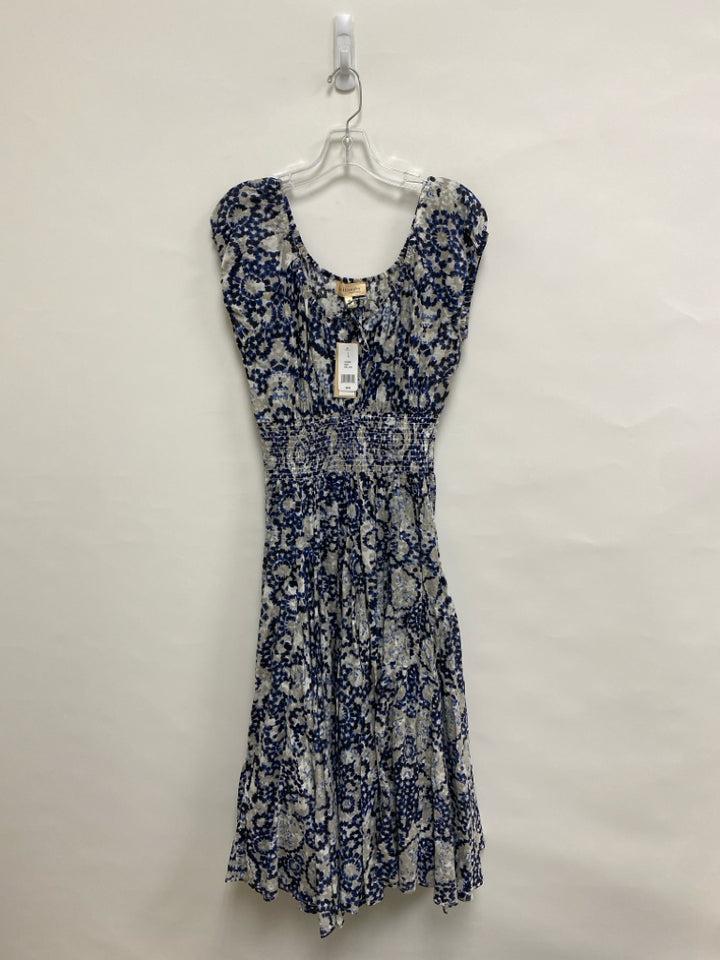 NWT philosophy Size L Black/Blue White/Gray Medallion Maxi Ladies Dress