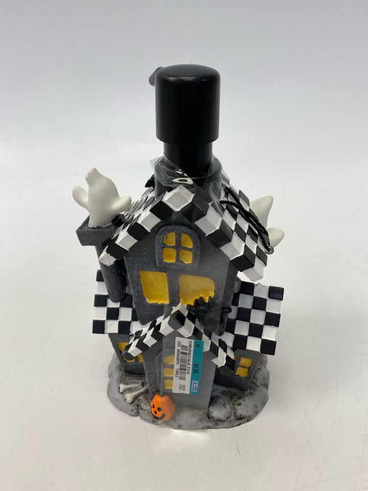 NWT Black/White Orange/Yellow Halloween