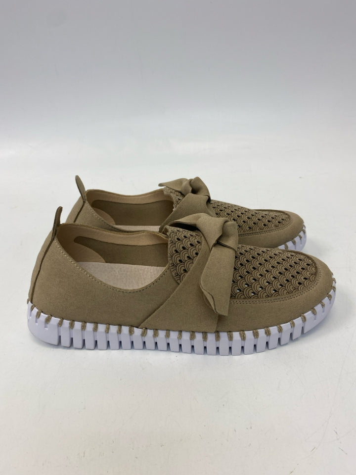 NWOT Ilse Jacobsen Hornbaek  Size 36 Brown Perforated Flats
