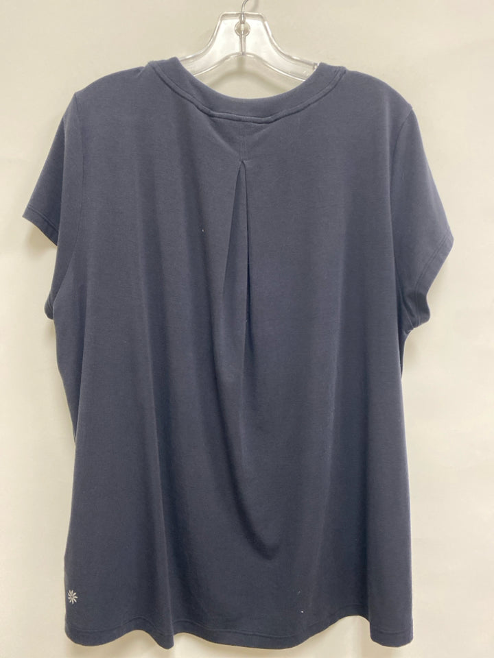 Athleta Size M Black Short Sleeve Athletic Top