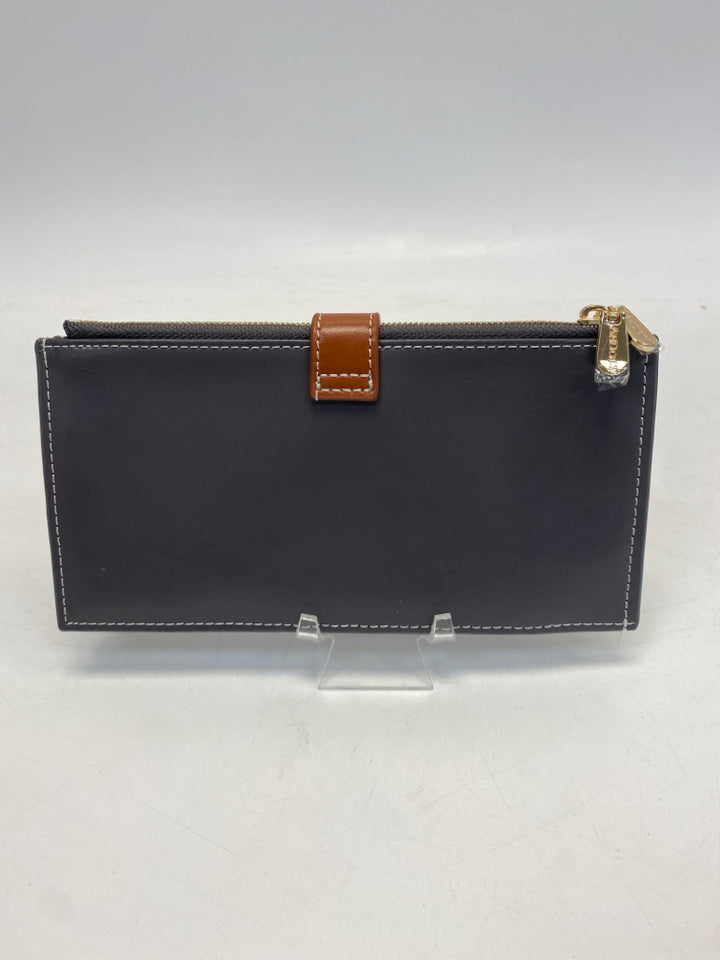 Gray Wallet