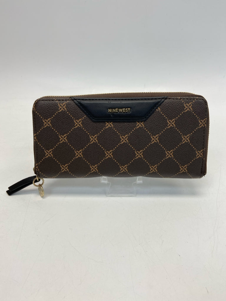 Nine West  Size Dark Brown Wallet