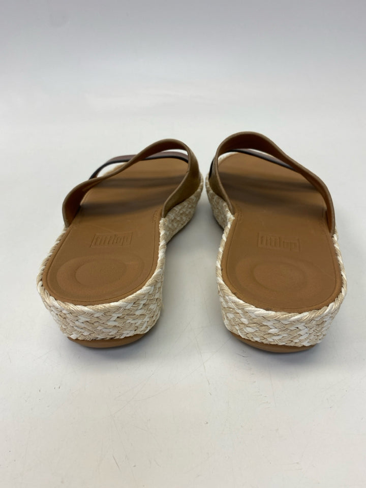 Fit Flop  Size 7 Brown Gold Sandals