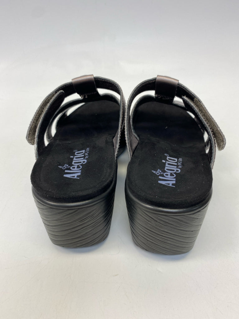 NWOT Alegria  Size 38 Pewter Metallic Sandals