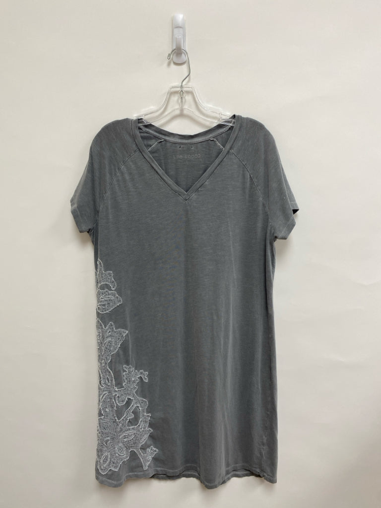 Life is Good Size L Gray Applique Short Sleeve Tee Ladies Dress