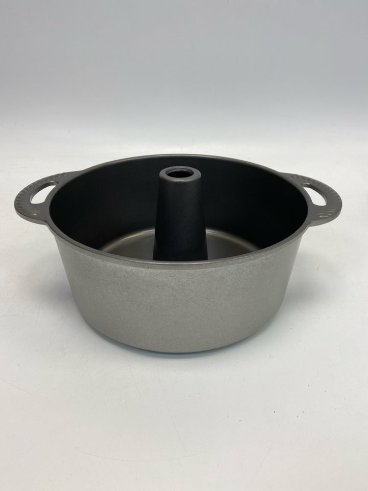 Nordic Ware Dark Gray Bakeware